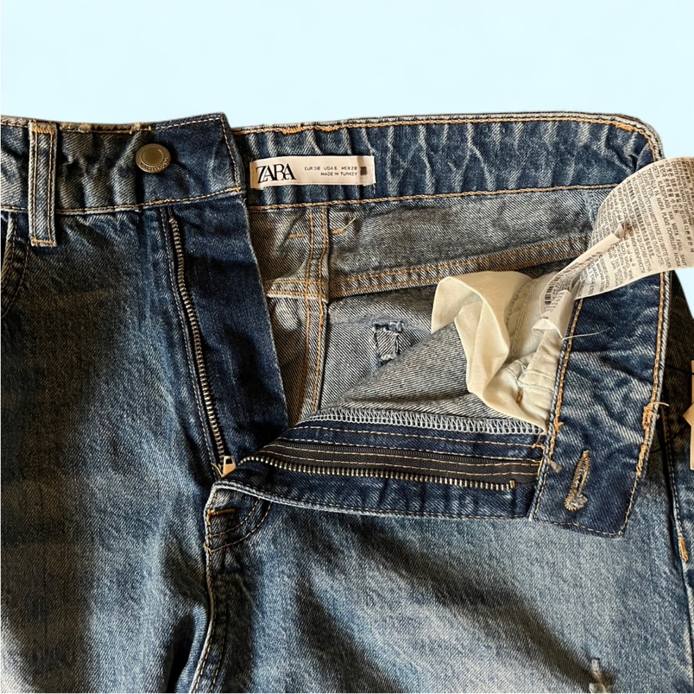 Zara High Rise Distressed Blue Jeans - Picture 6 of 8